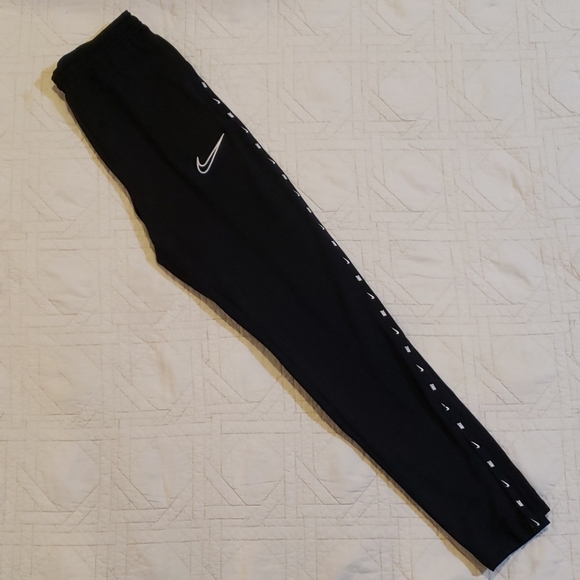 repeat tape poly pant